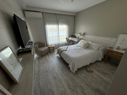 Excelente Departamento Amoblado, Impecable, Vista Al Lago