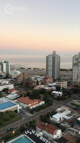 Imagen 14 de 28 de Vendo En Edificio De Categoria Apartamento De 1 Dormitorio Equipado Con Garaje Pta Del Este