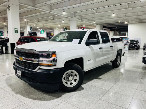 Chevrolet Silverado 5.4 2500 Doble Cabina Ls 4x4 At