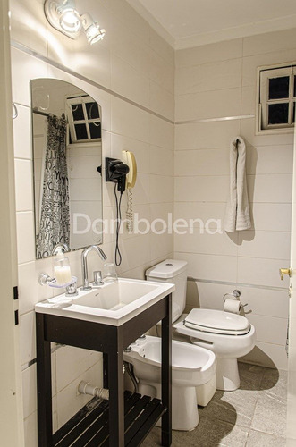Turístico Hotel En Venta Ubicado En Luján, G.b.a. Zona Oeste, Argentina