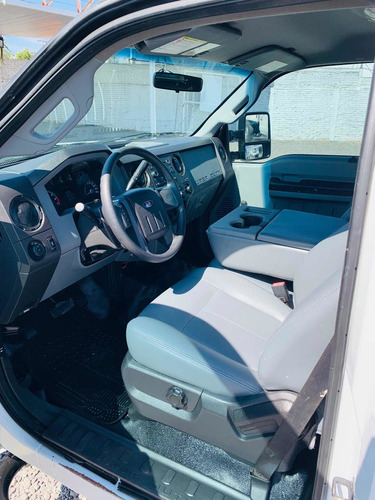 Imagen 13 de 15 de Ford F-250 Súper Duty