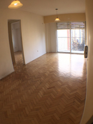 Imagen 3 de 14 de Departamento 2 Ambientes Frente Balcón Venta Almagro