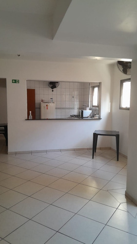 Apartamento Com 2 Quartos +dp E Garagem Fechada.