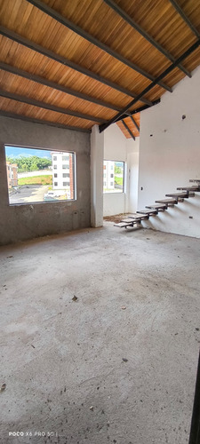 En Venta Penthouse Duplex *parque Residencial Roraima*