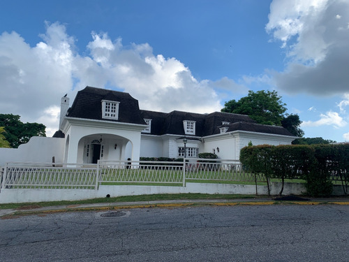 Casa En Venta En La Lagunita