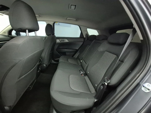 Kia Sportage 2.0 Desire 4X2 Aut
