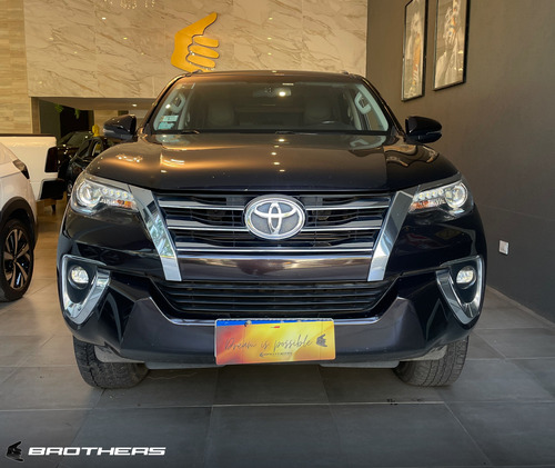 Toyota Hilux Sw4 2.8 Srx 177cv 4x4 7as At