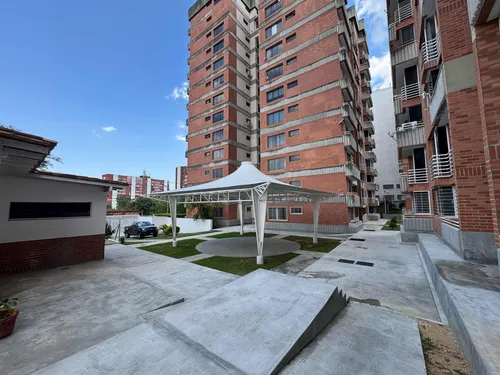 N.m Apartamento En Alquiler