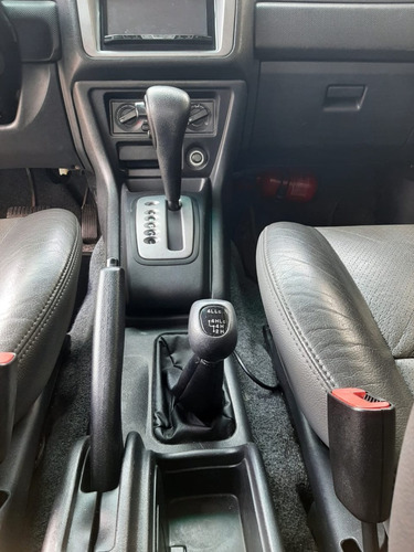 Imagem 10 de 15 de Mitsubishi Pajero Tr4 2.0 Aut. 5p