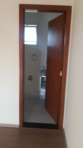Imagem 6 de 10 de Sobrado Para Venda Por R$270.000,00 Com 250m², 2 Dormitórios, 1 Suite E 3 Vagas - Jardim Yoneda, São Paulo / Sp - Bdi29451