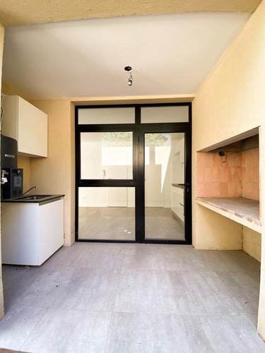 Imagen 10 de 24 de Casa En Fisherton