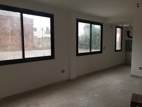 Imagen 14 de 18 de Departamento Tipo Casa En Permuta En Lanus Este