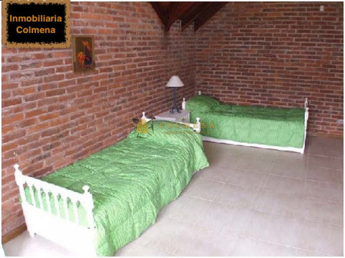 Precioso Chalet En Playa Mansa. Disfrute De Punta Del Este!!!- Ref: 2323