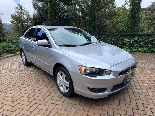Mitsubishi Lancer 2.0 Avanzado