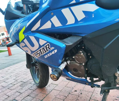 Gixxer sf sale 250 frame slider