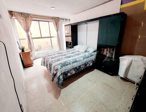 Imagen 8 de 19 de Casa En Venta De 3 Niveles Con Roof Garden, Cerca De Monte Maria