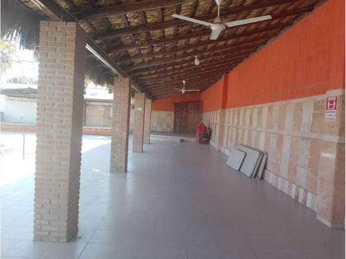 Local En Venta En Miguel De La Madrid Hurtado, Gómez Palacio, Durango