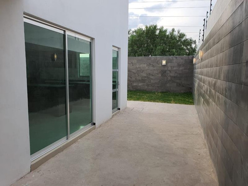 Imagen 23 de 30 de Venta Casa 3 Cañadas De Arroyo|fracc Cañadas Del Arroyo|cañadas De Arroyo|cañadas Del Lago
