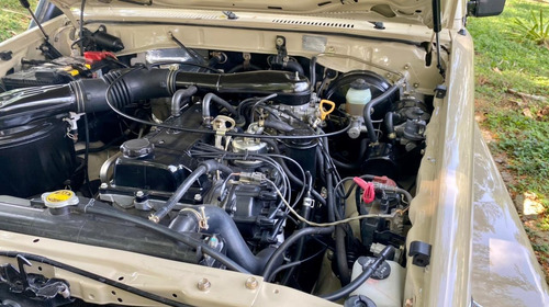 Toyota Land Cruiser Fj75