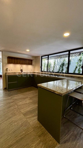 Casa En Renta En Condominio En Tecamachalco Totalmente Remodelada