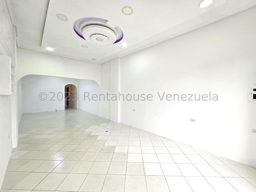 Locales Comercial En Alquiler Nueva Segovia Barquisimeto -- %%m-c-t%% Cod. 24 Guion 6 2 4 3