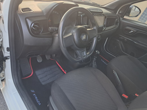 Fiat Strada 1.4 Endurance Cab. Dupla Flex 4p