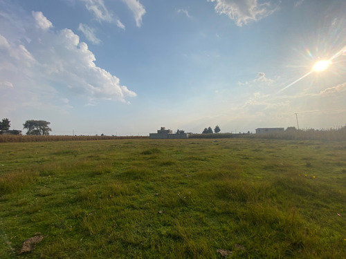 Terreno En Venta En Colonia San Nicolás Tolentino, Toluca, Estado De México