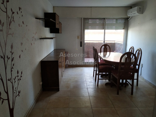 Imagen 2 de 14 de Apartamento Con Renta