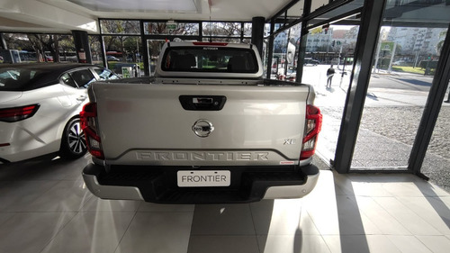 Imagen 21 de 25 de Nissan Frontier Xe 4x4 Manual 2022