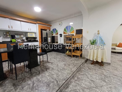 Casa En Venta Urb Lourdes Maracay 25-13114 Apd