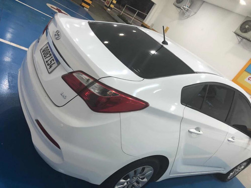 Hyundai Hb20s 2018 1.6 Comfort Plus Flex 4p