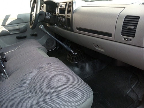 Imagen 9 de 13 de Chevrolet Silverado 2013 4.3 1500 Cab Reg V6/ Man At