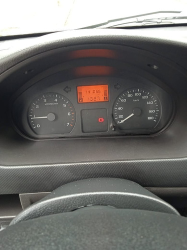 Imagen 10 de 13 de Chevrolet N300 Max Cargo