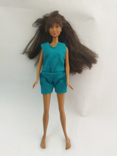 Barbie 2000 Morena Castaño Lacio Ropa Cocida 
