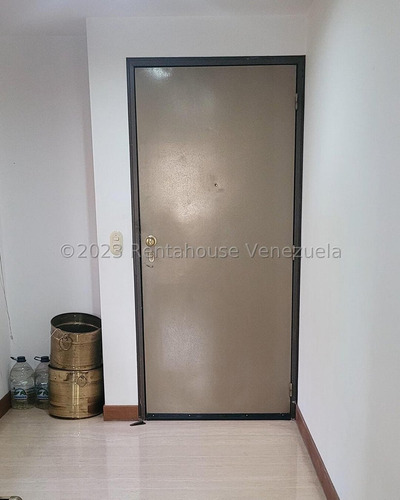 Nl Lujoso Apto En Venta En Lomas De La Trinidad 25-19438 Yg