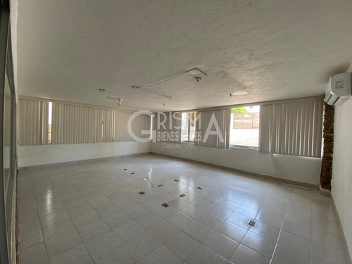 Oficinas En Renta En Col. Jardines