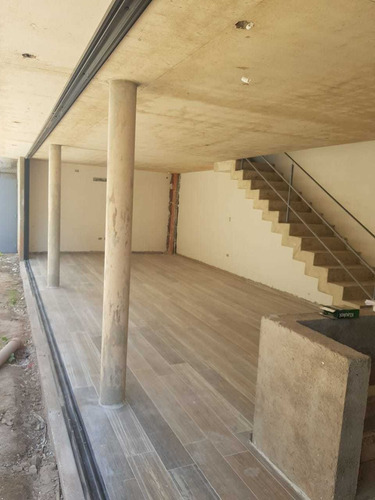 Imagen 13 de 22 de Venta Duplex En Complejo Housing En B° Jardin Claret, Calle De Los Emilianos