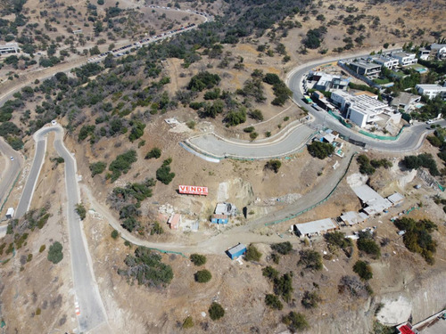Terreno Con Anteproyecto Para Desarrollo En Lo Barnechea