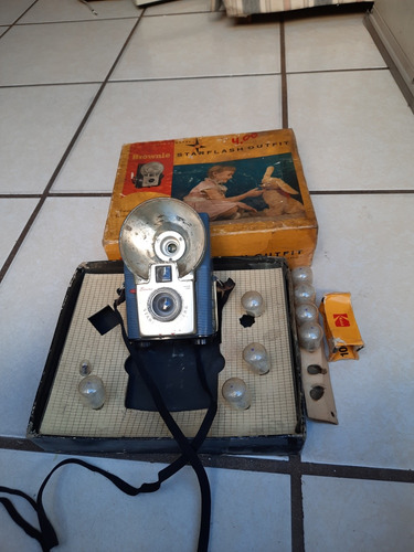 Camara Kodak Brownie Starflash Años 60