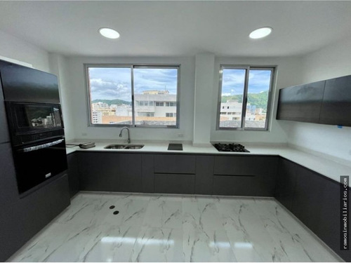 Imagen 9 de 25 de En Venta Pent House Sabana Larga.