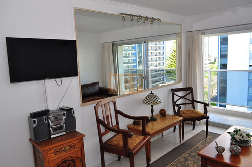 Imagen 5 de 25 de Apartamento En Brava, 1 Dormitorios