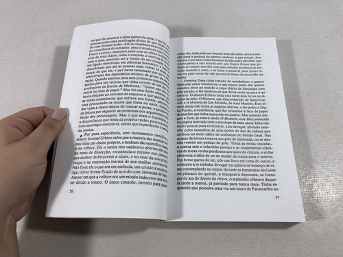 Livro O Amor Nos Tempos Do Cólera Gabriel García Márquez Editora Record A424 (Usado)