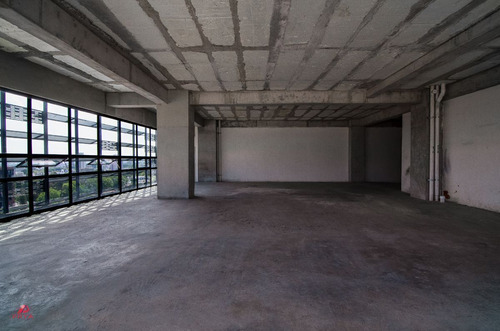 Departamento En Torre Bravante, Col. Juan Manuel, Guadalajara, Jalisco.
