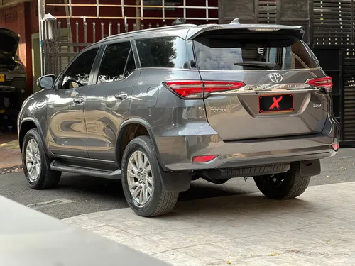 Toyota Fortuner Srv 2.4 Diesel 2022
