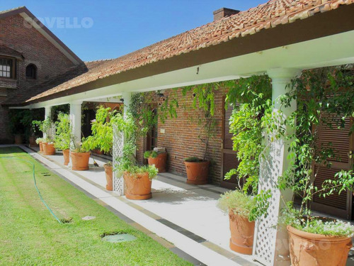 Casa - Beverly Hills