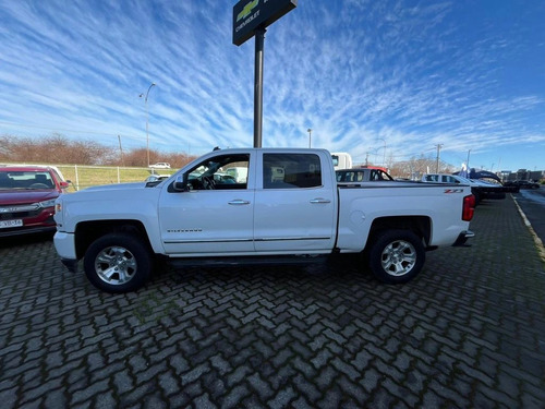 Chevrolet Silverado 5.3 LTZ 4WD CC A AT 4P