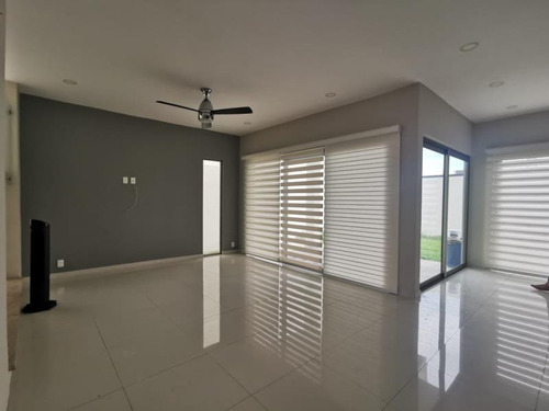 Imagen 3 de 12 de Casa Sola En Renta Lomas Diamante