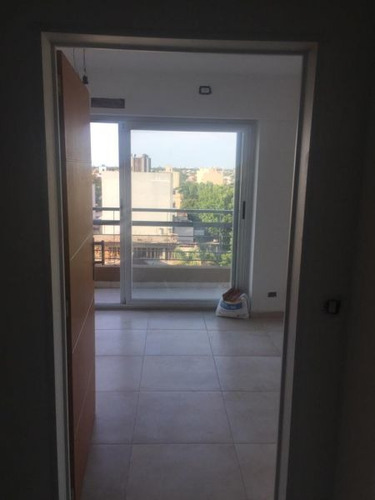 Imagen 8 de 13 de Departamento En Venta En Caseros