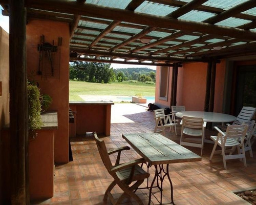 Quinta En Venta De 4 Dormitorios En La Pataia