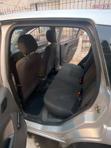 Ford Fiesta 1.6 Ambiente